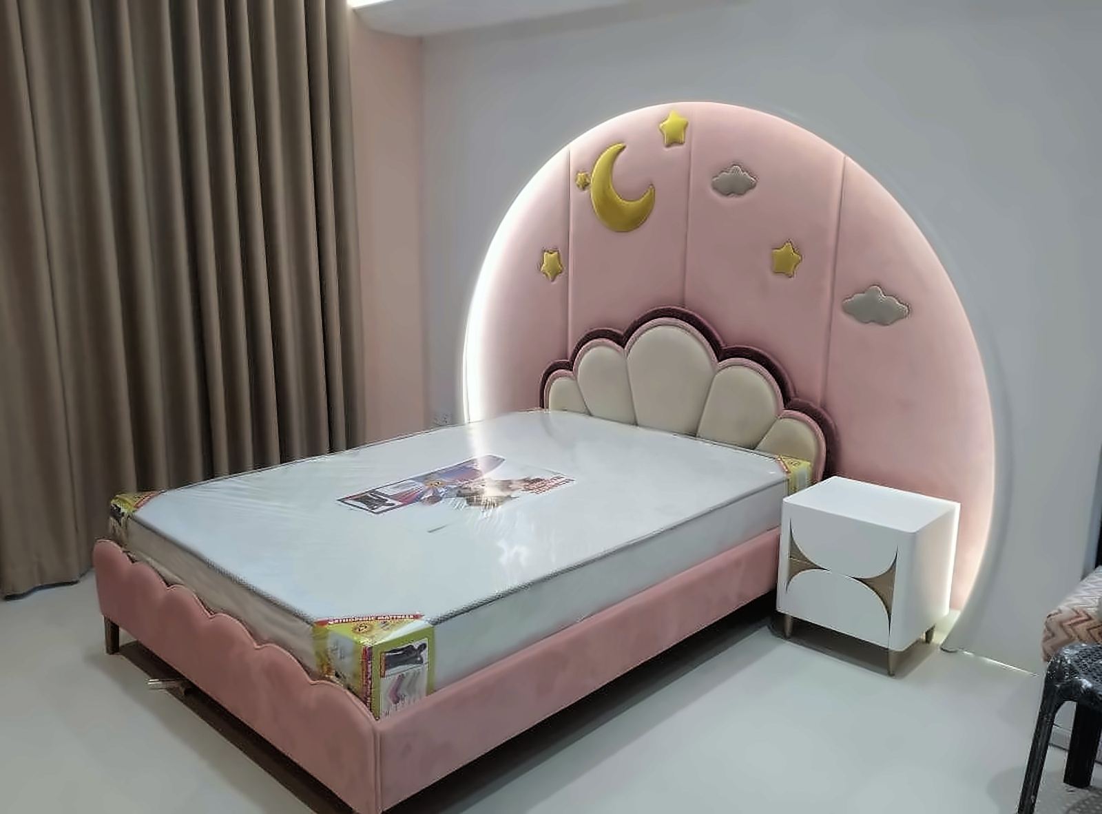 Beds - Maola Enterprise